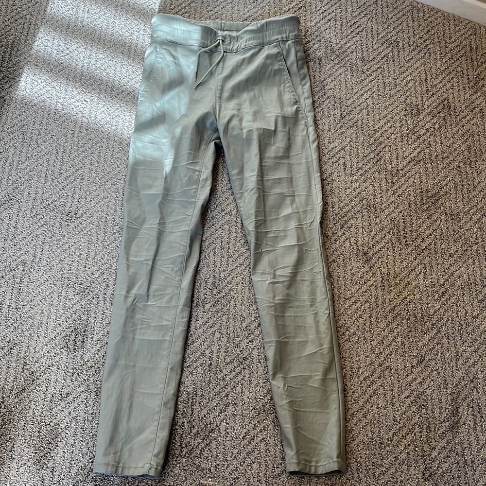 Awesome flog pants - light green